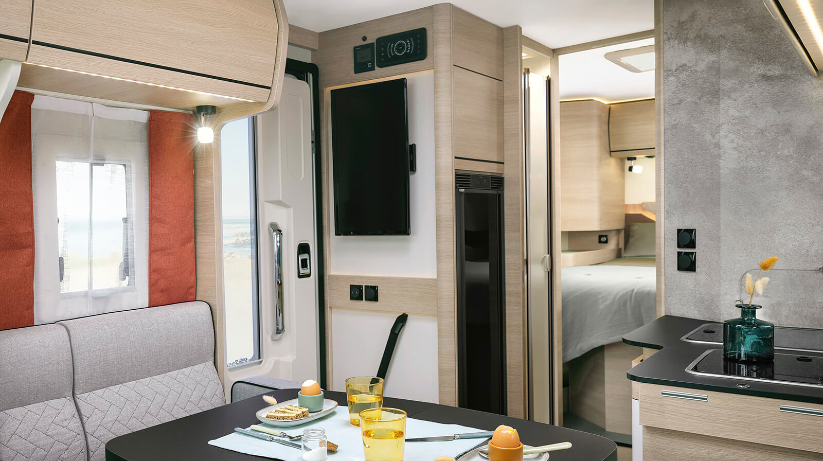 PHOTOS INTÉRIEURES RAPIDO Camping-car C86 NIGHT EDITION
