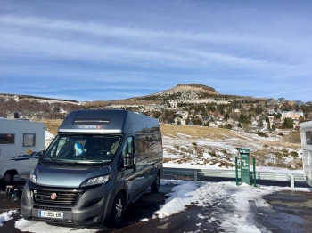 Alexis, technicien au bureau dtudes du Groupe RAPIDO sest rendu, en famille, en caravaneige  Super Besse pendant le week-end de Pques. Dcouvrez son avis sur le CAMPER VAN.