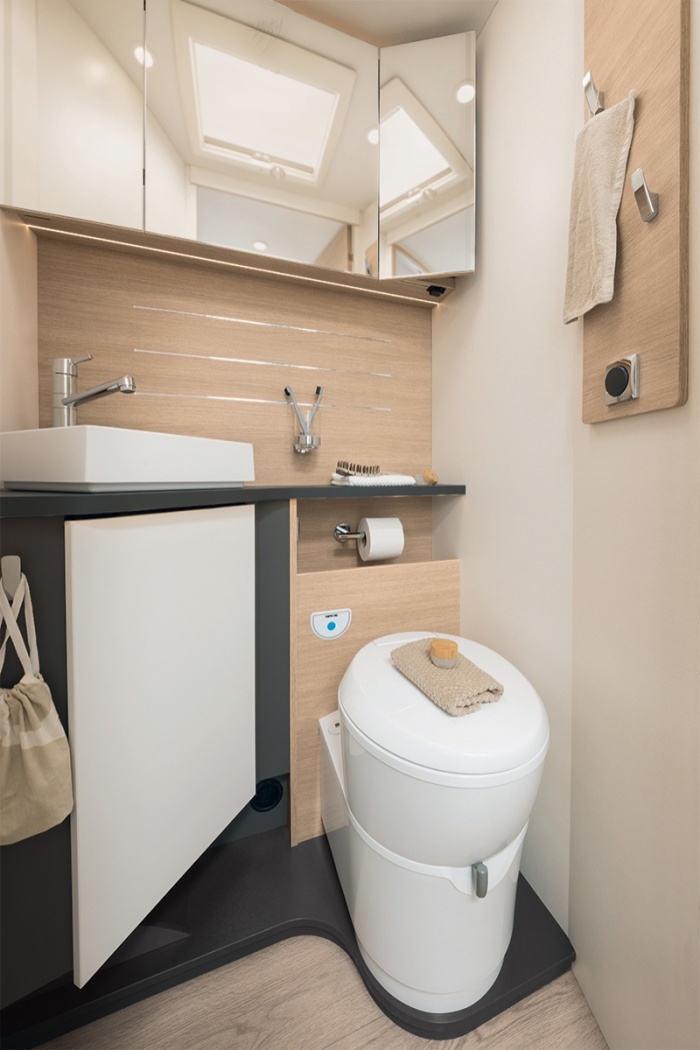 Camping-car RAPIDO 8096dF