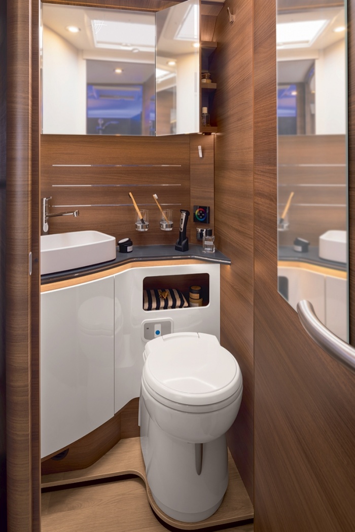 Camping-car RAPIDO i196M