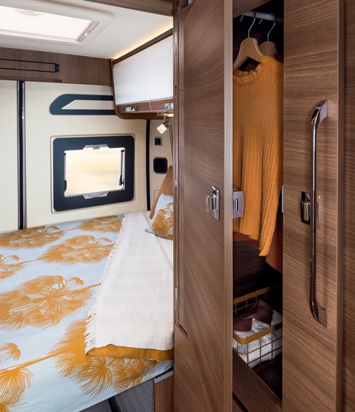 Camping-car RAPIDO V55