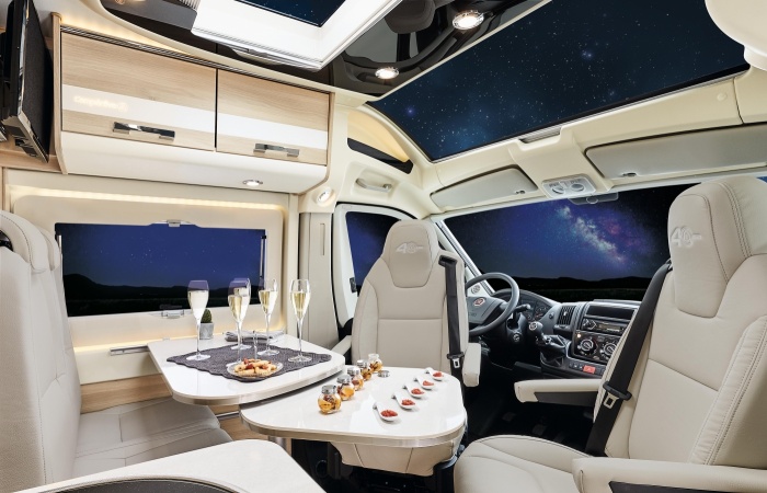 T�l�chargez ci-dessous l'article de Van Magazine et d�couvrez leur test longue dur�e sur le 643 40 ans