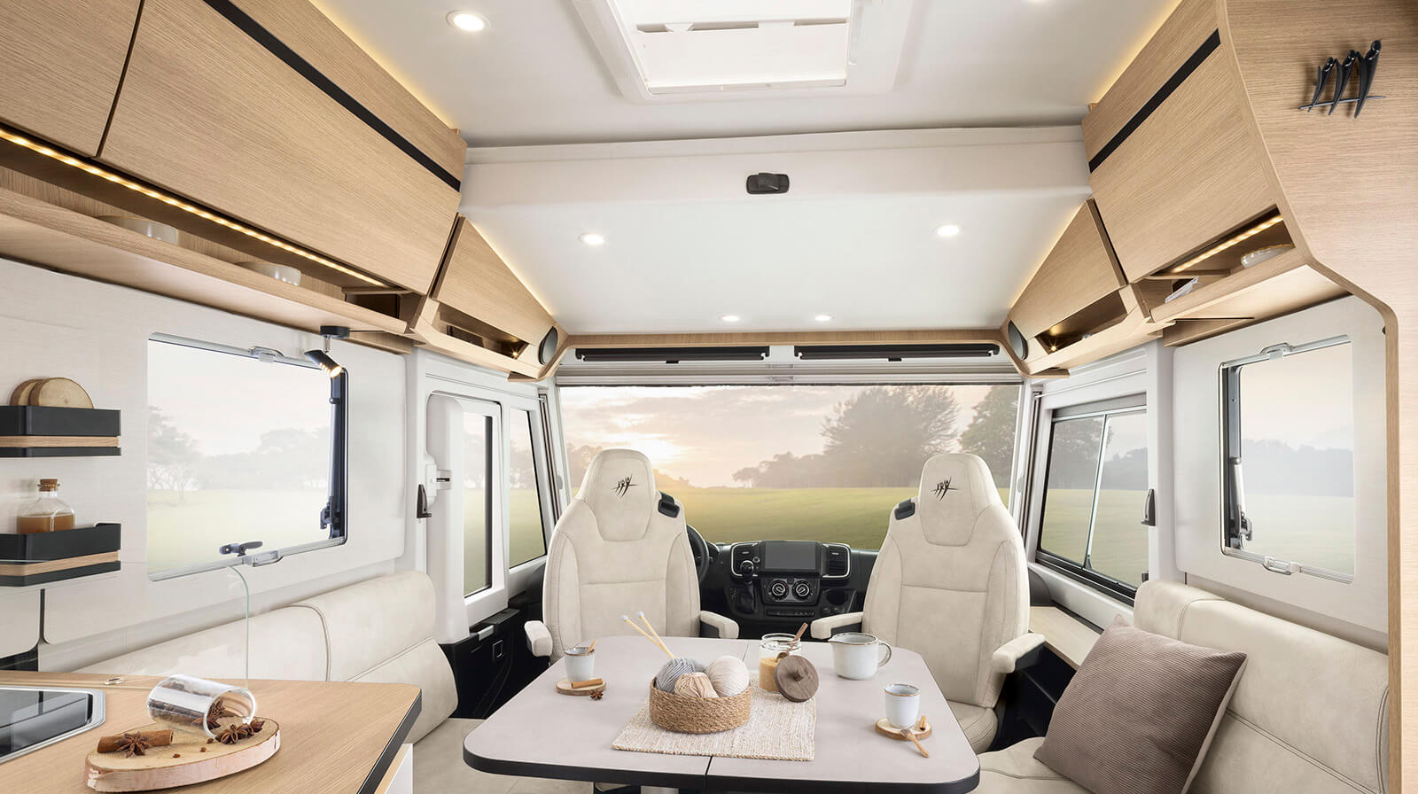 PHOTOS INTÉRIEURES RAPIDO Camping-car 8096dF