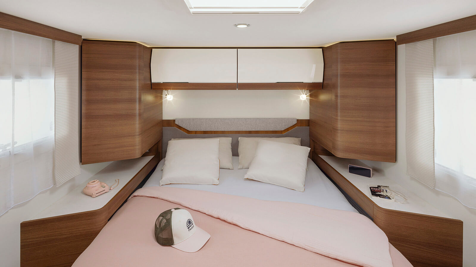 PHOTOS INTÉRIEURES RAPIDO Camping-car C86