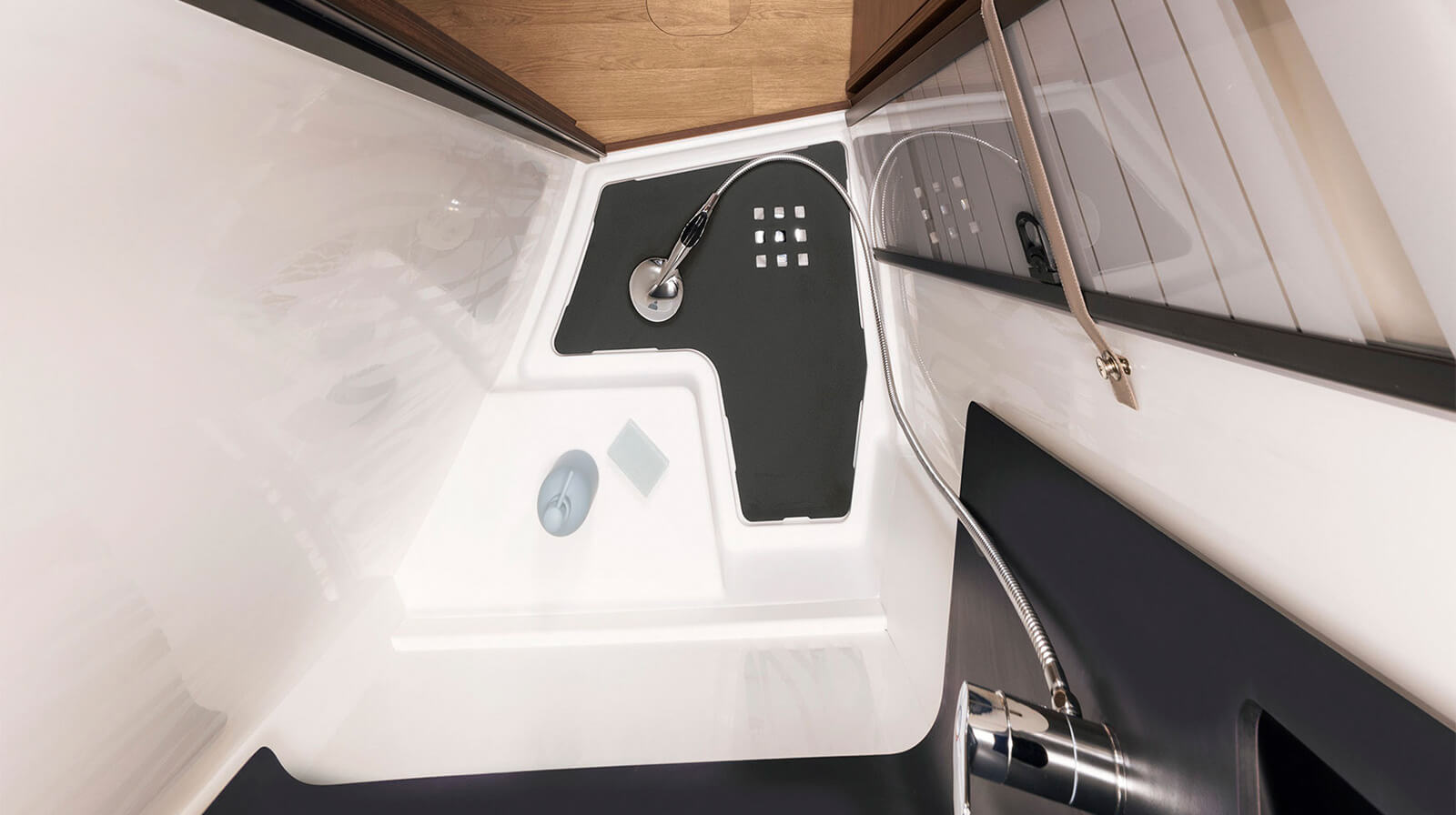 PHOTOS INTÉRIEURES RAPIDO Camping-car i66M ALDE