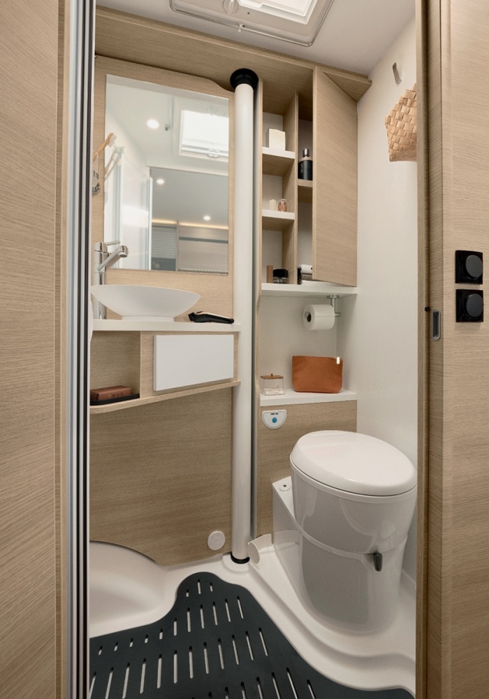 Camping-car RAPIDO 854F