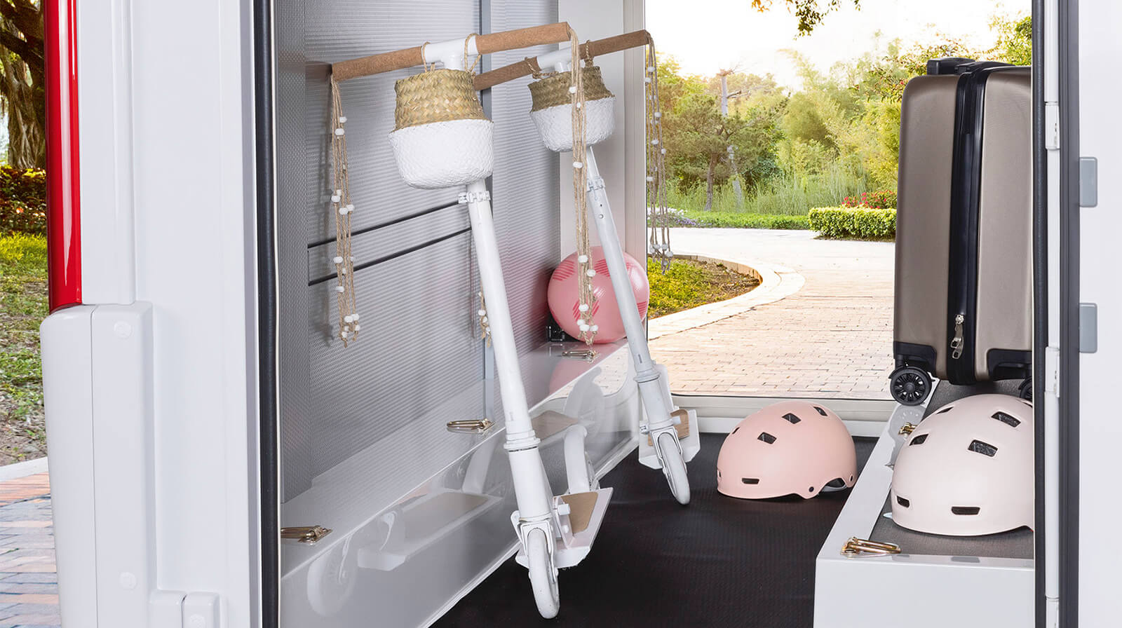 PHOTOS INTÉRIEURES RAPIDO Camping-car C03