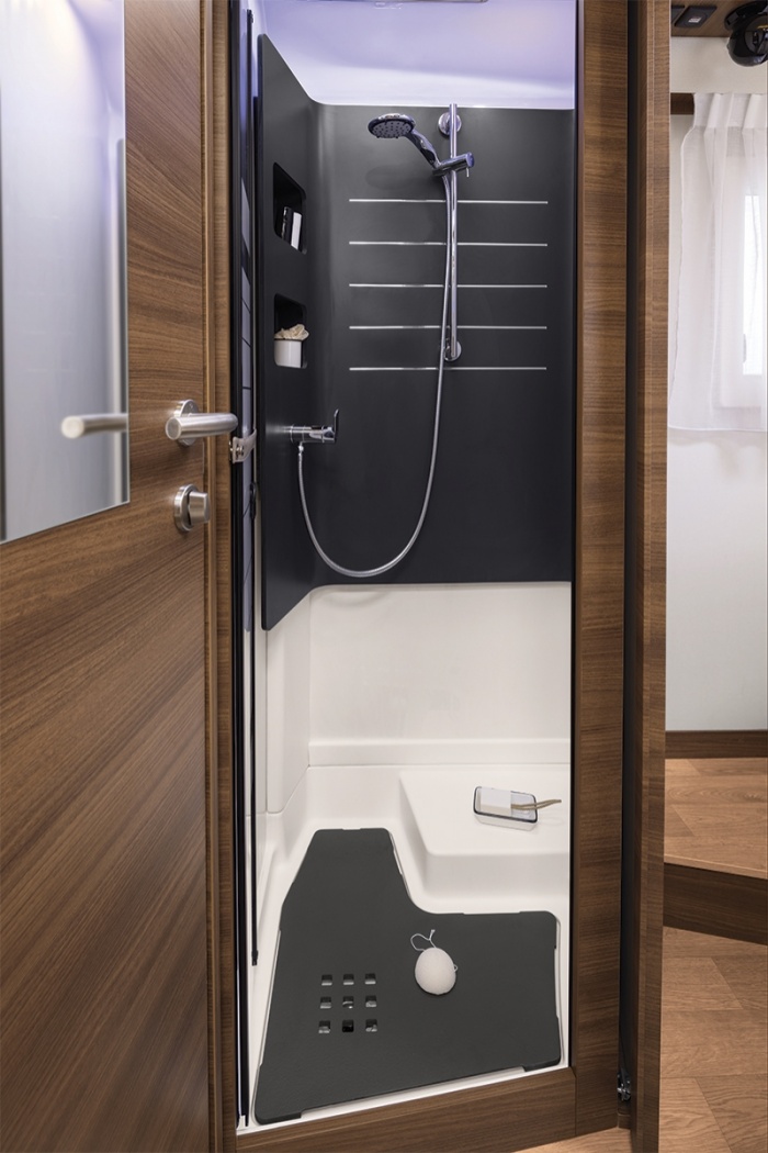 Camping-car RAPIDO i196M